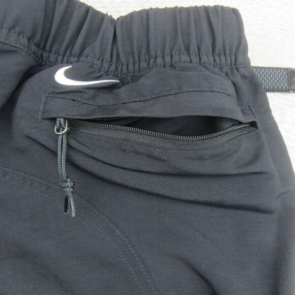 Nike ACG "Snowgrass" Cargo Shorts Mens Size Medium Black NEW - Picture 11 of 16